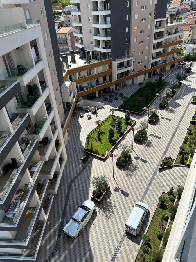 Apartment Lueks Stuedyo Budva